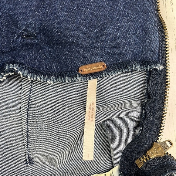 Free People Livin It Up Denim Pencil Mini Skirt Size 2 Western Festival Boho - Picture 6 of 10